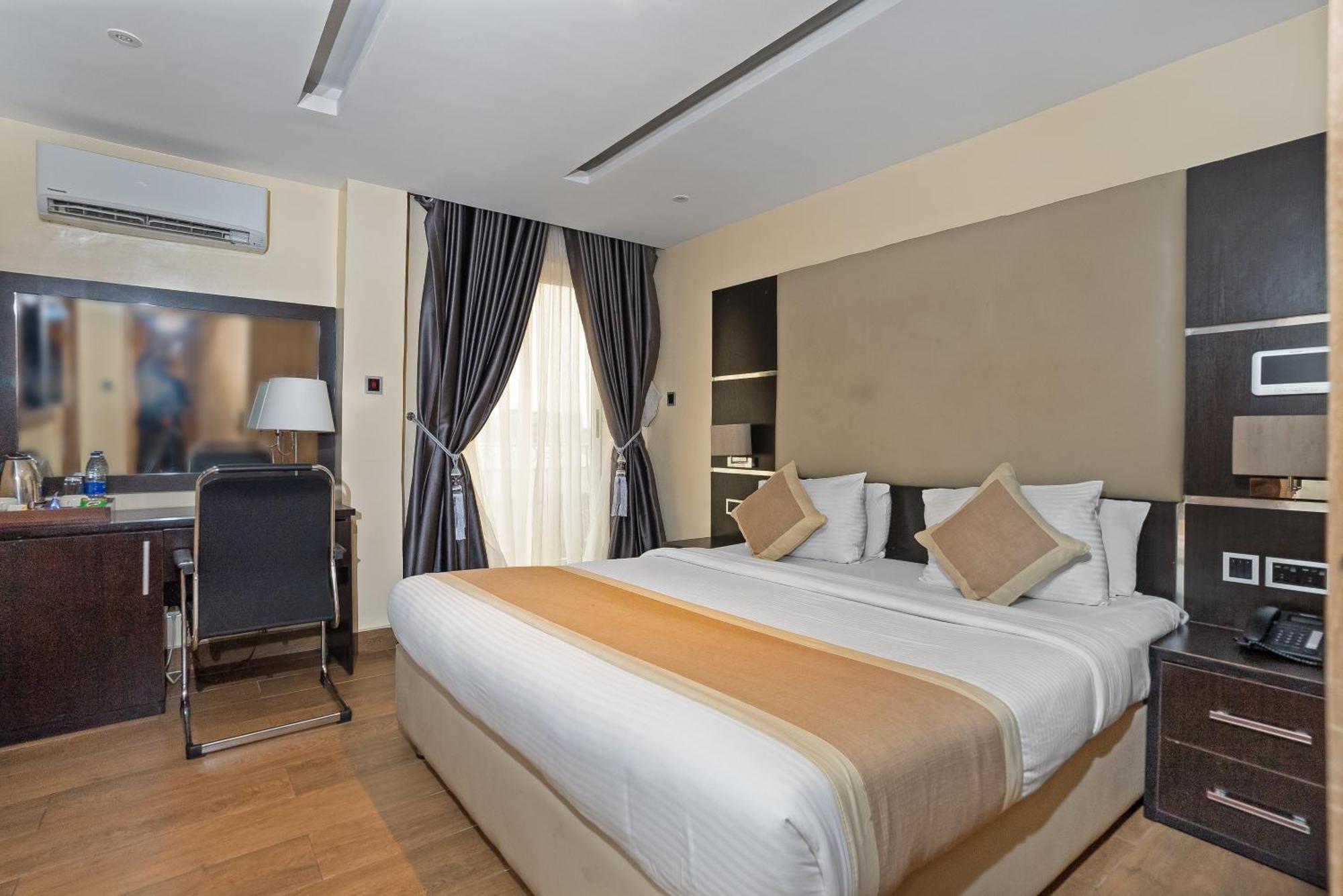 Watercress Hotels And Event Ikeja Exterior photo
