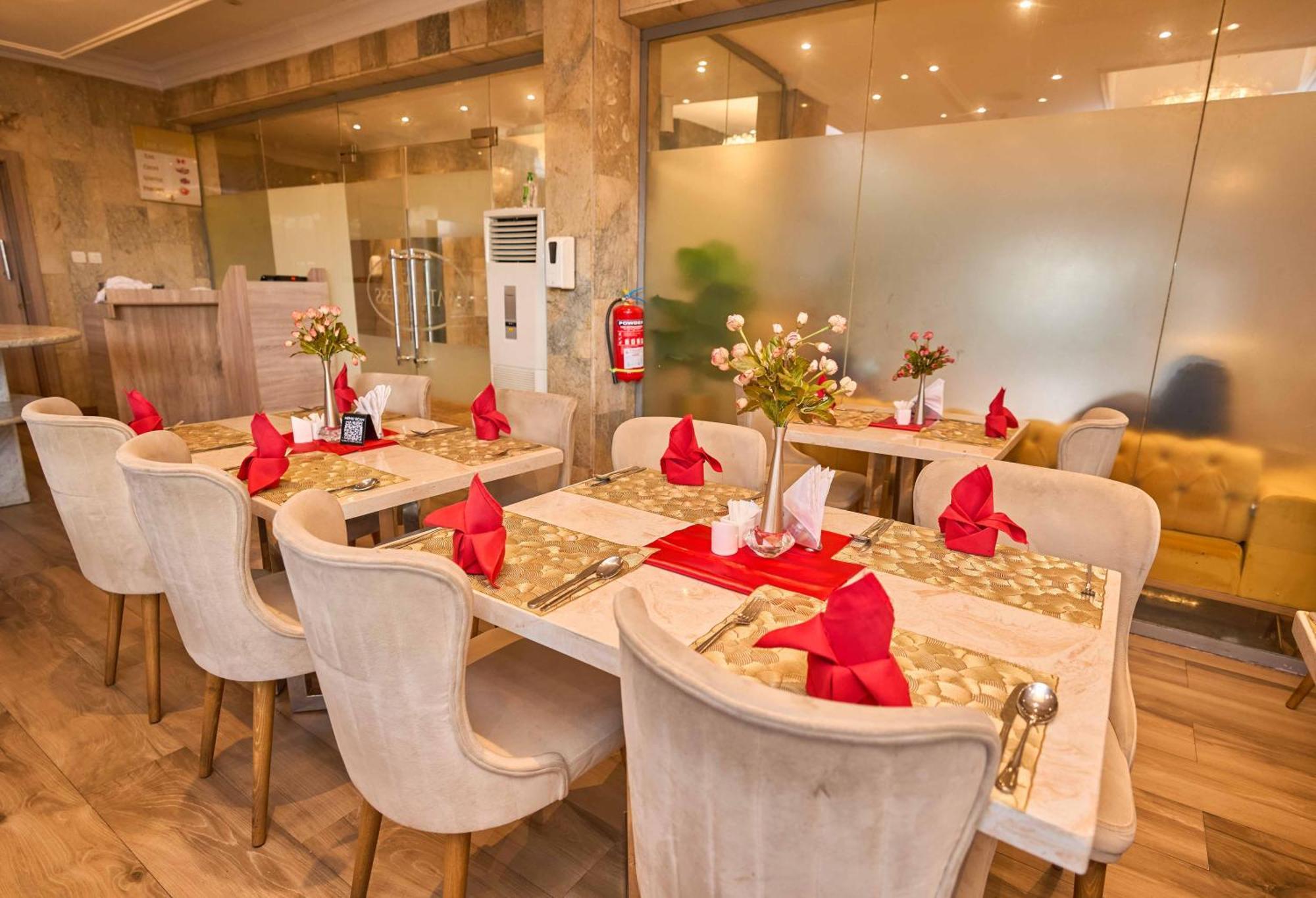 Watercress Hotels And Event Ikeja Exterior photo